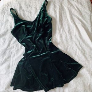 Vintage 90’s Emerald Velvet Victoria’s Secret Slip Sz XS